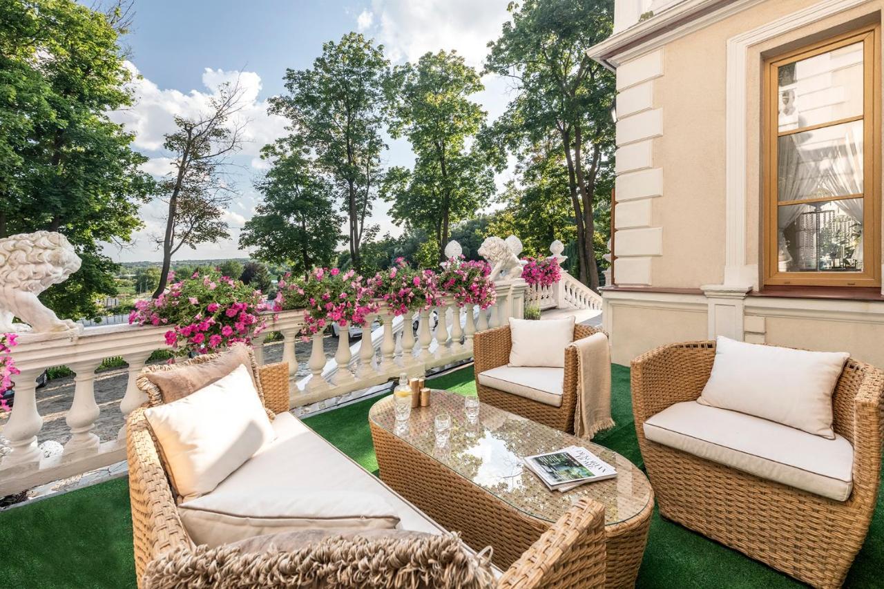 Palac Tarnowskich Hotel & Restauracja & Spa Ostrowiec Świętokrzyski Екстериор снимка