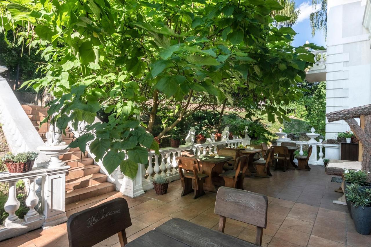 Palac Tarnowskich Hotel & Restauracja & Spa Ostrowiec Świętokrzyski Екстериор снимка