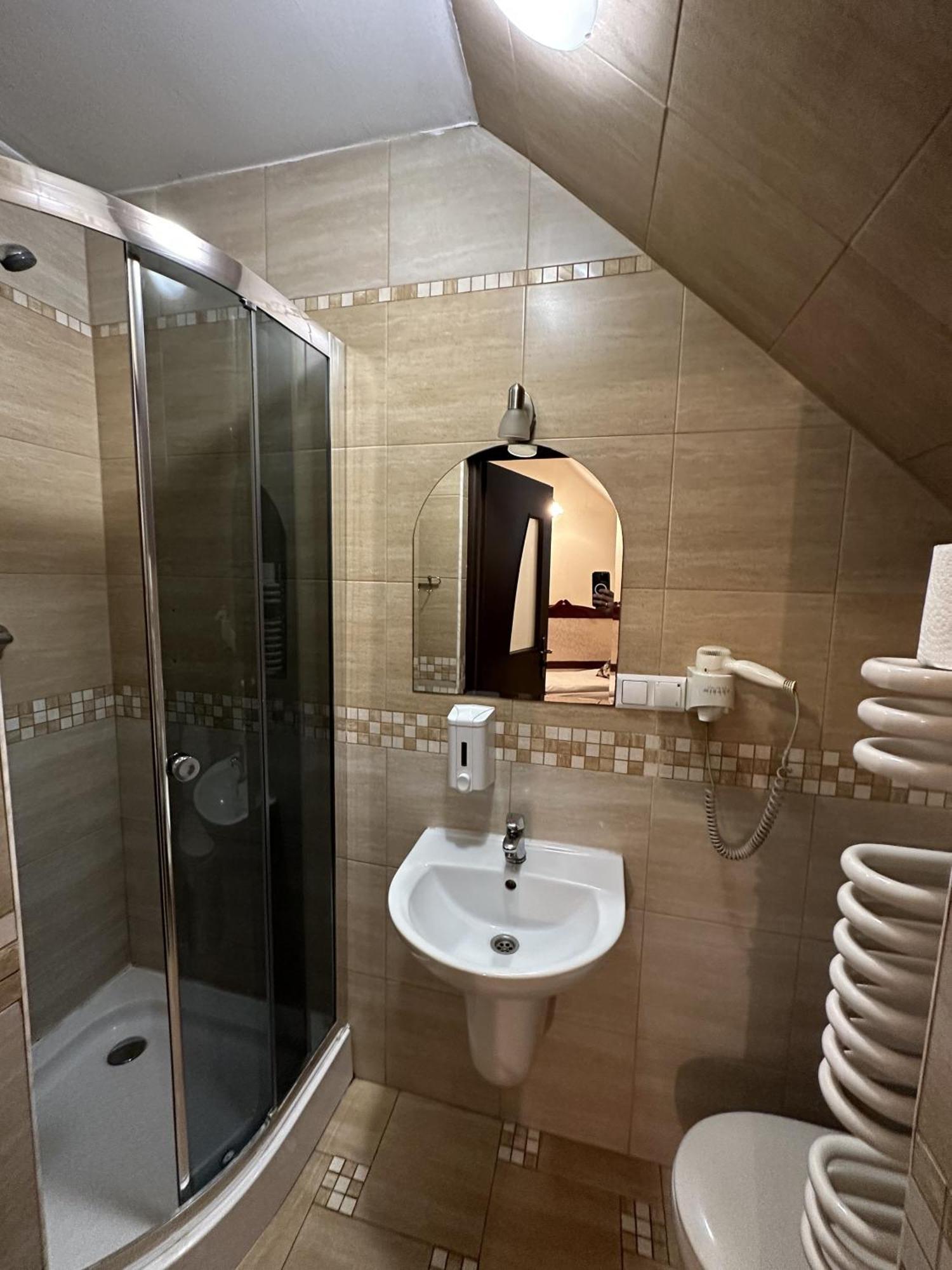 Palac Tarnowskich Hotel & Restauracja & Spa Ostrowiec Świętokrzyski Екстериор снимка