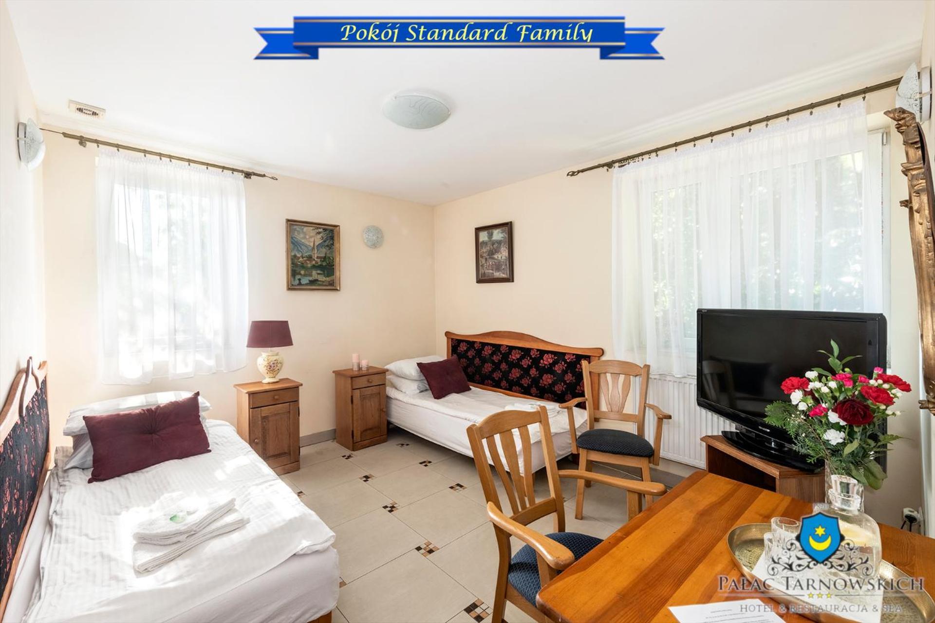Palac Tarnowskich Hotel & Restauracja & Spa Ostrowiec Świętokrzyski Екстериор снимка