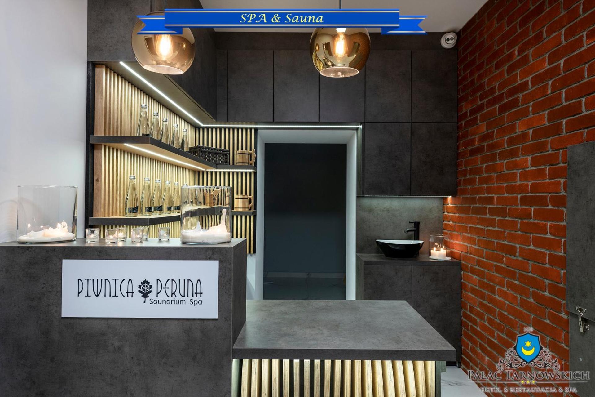 Palac Tarnowskich Hotel & Restauracja & Spa Ostrowiec Świętokrzyski Екстериор снимка